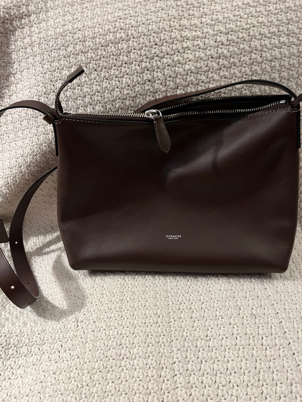 COACH Mott 33 Leather Messenger Bag
